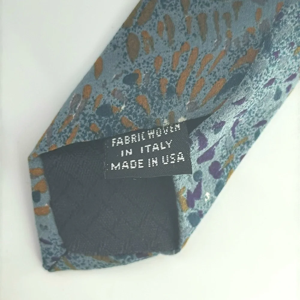 Dior fabric wolves